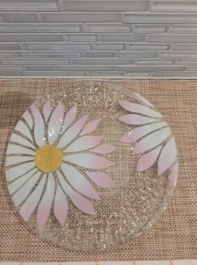 Fused Art Glass Daisy Plate Sydenstricker Signed 1960's Pink Pedals Yellow  8"